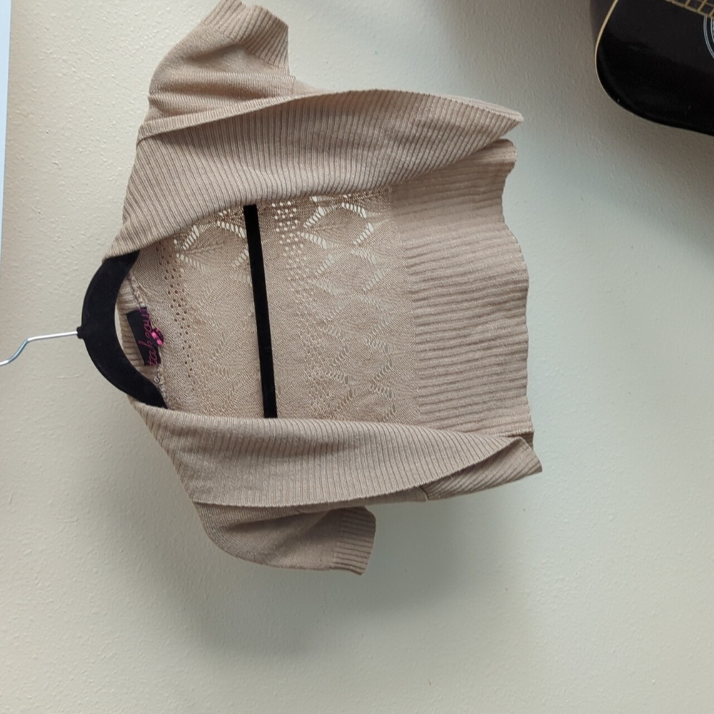 Short sleeve cardigan
